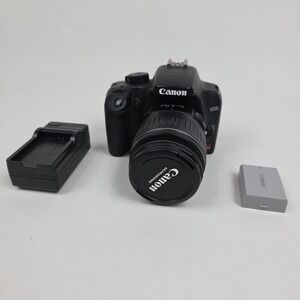 Canon EOS Digital Rebel XS / EOS 1000D Digital Camera - Black 18-55mm Lens Works